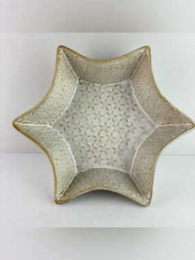 Global Design Connections by Kate Williams Star Shaped Ceramic Serving Bowl